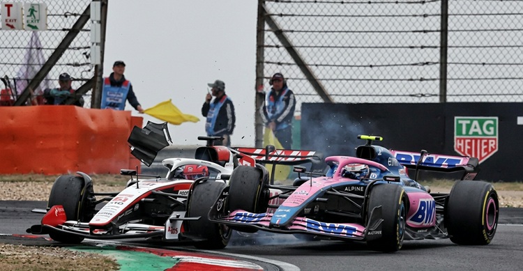 Esteban Ocon et ses proches ciblés par des menaces de mort après le Grand Prix de Chine 2026